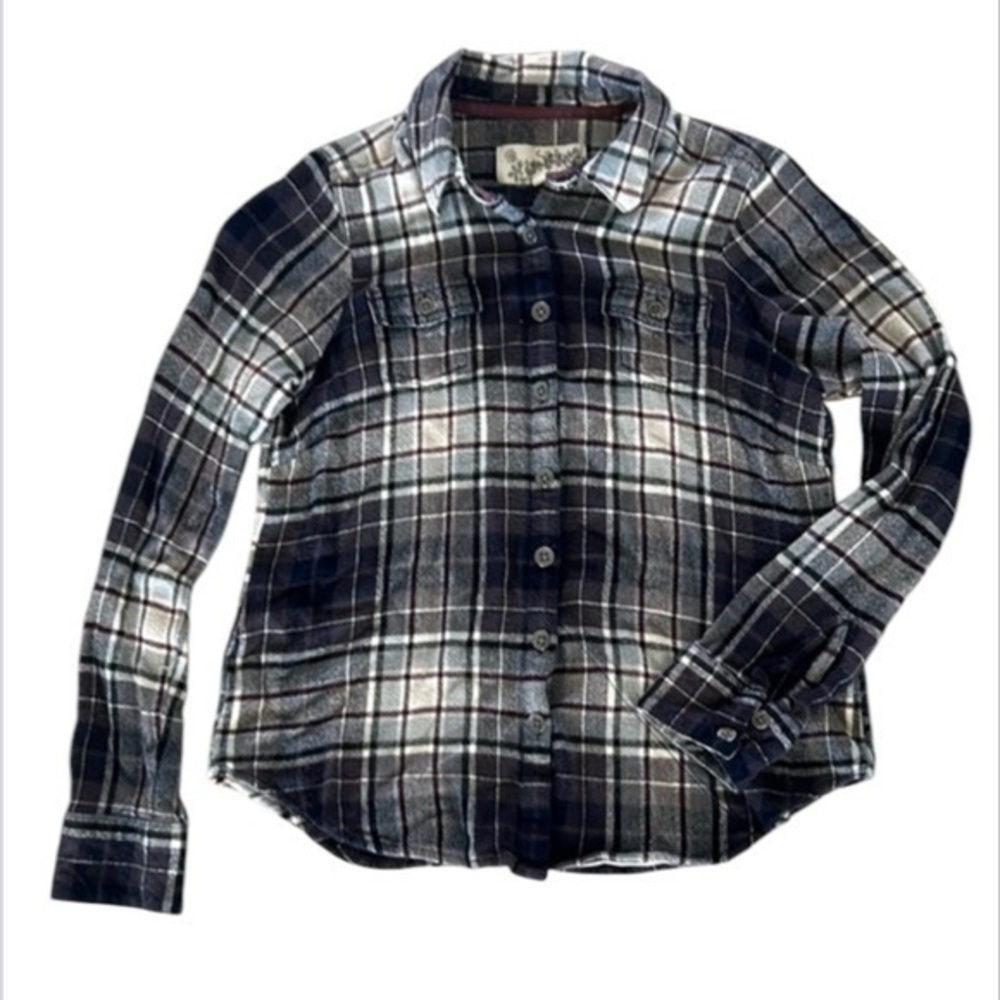 Aventura size medium plaid flannel button down shirt